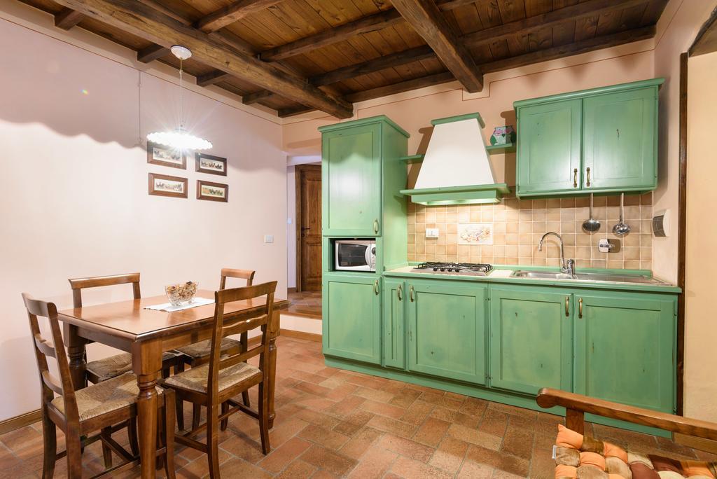 Il Borgo Dei Corsi - Charming Holiday Apartments Ortignano Raggiolo Dış mekan fotoğraf